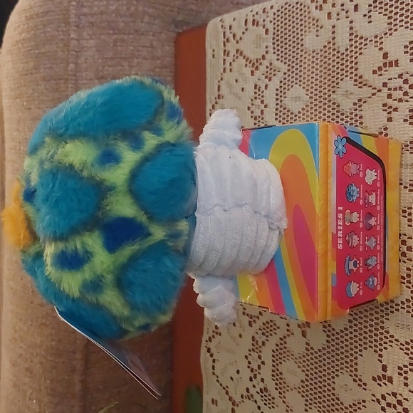 Living on the Veg Jeremy Series 1 Plush NIB - Picture 3 of 14